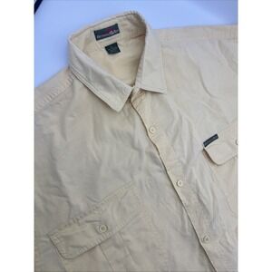 Outback Red Button Up Short Sleeve Yellow Mens Shirt‎ Size Large